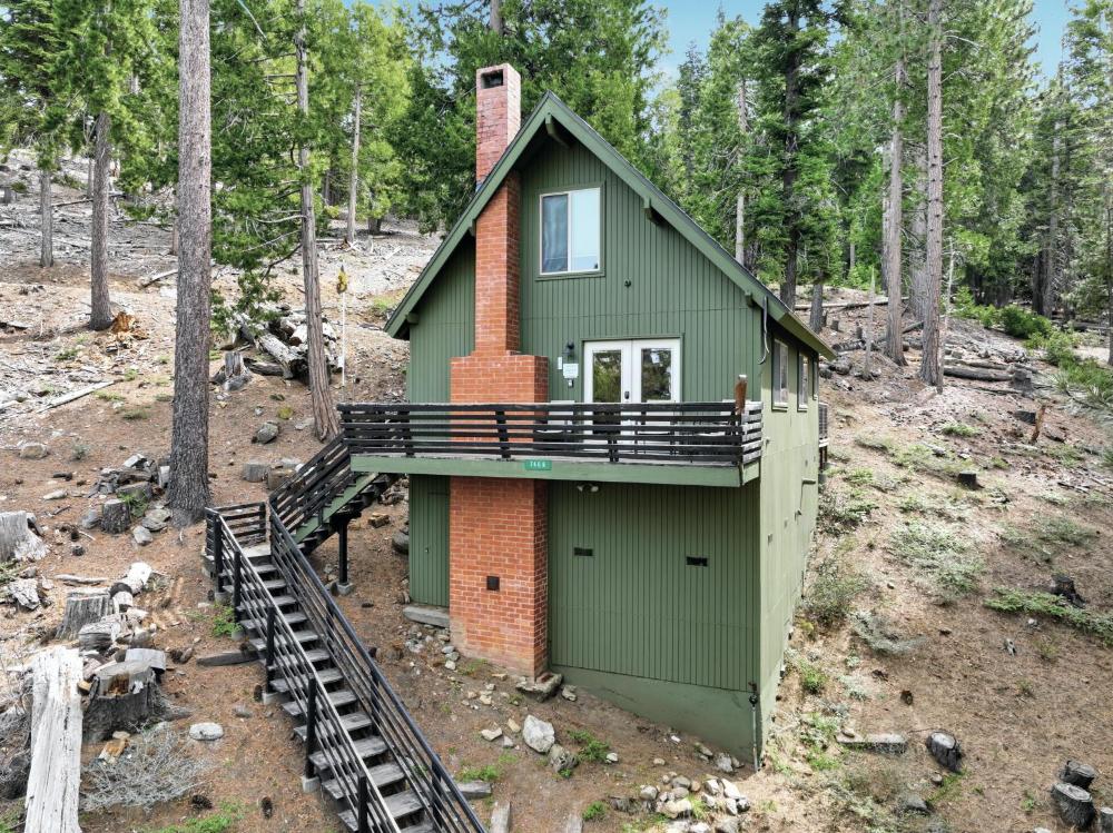 Hawks Nest Lodge
